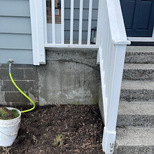 Sidewalk-and-Retaining-Wall-Cleaning-in-Seattle-Washington-Clean-Smart-Power-Washing 1